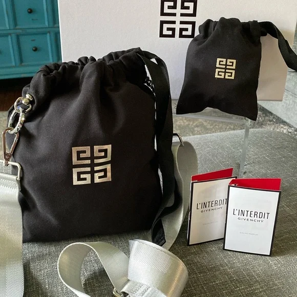 Givenchy Cosmetic Drawstring Pouch - Picture 3 of 12